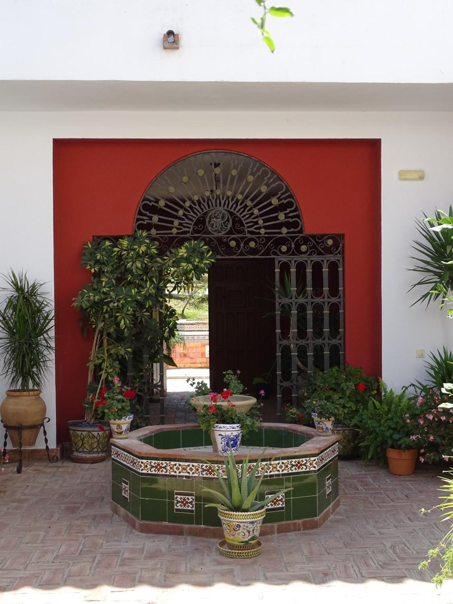 Hotel Sindhura Vejer de la Frontera Exterior photo